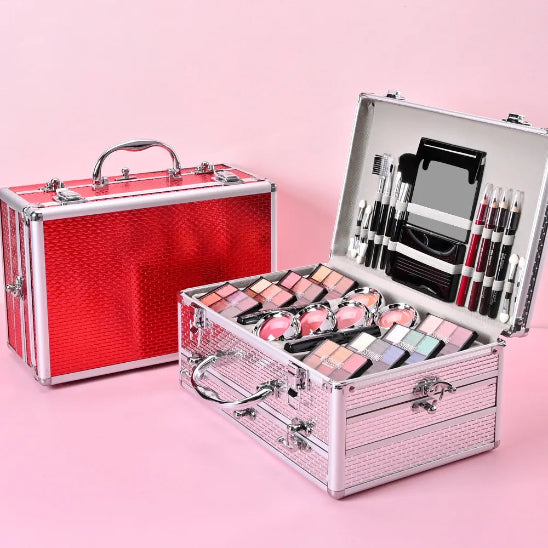 coffret maquillage premium argenté ouvert rouge fermé