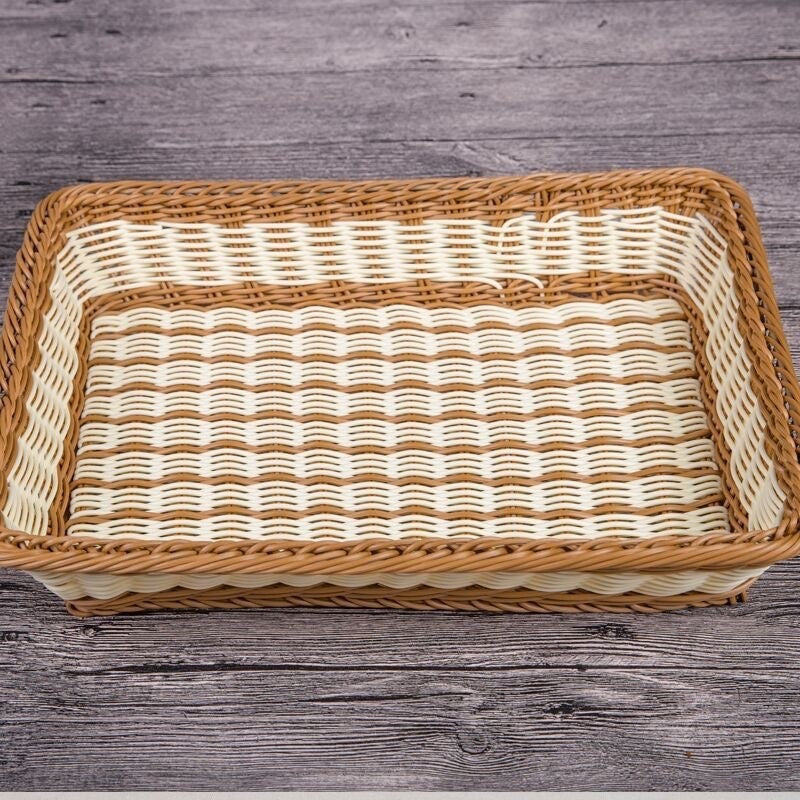 Panier-de-rangement-tissé-rangement-innovant-poé-sur-table-rustique