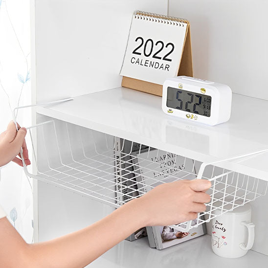 paniers-de-rangement-polyvalents-rangement-innovant-suspendu-dans-meuble-bureau