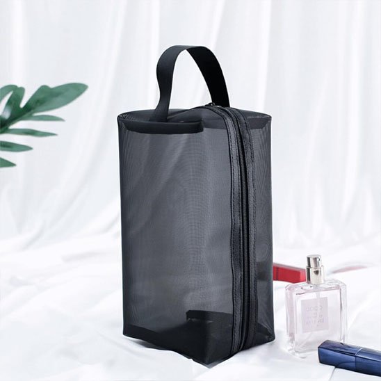 Trousse de maquillage - Élégante - noir - fermée - rangement innovant