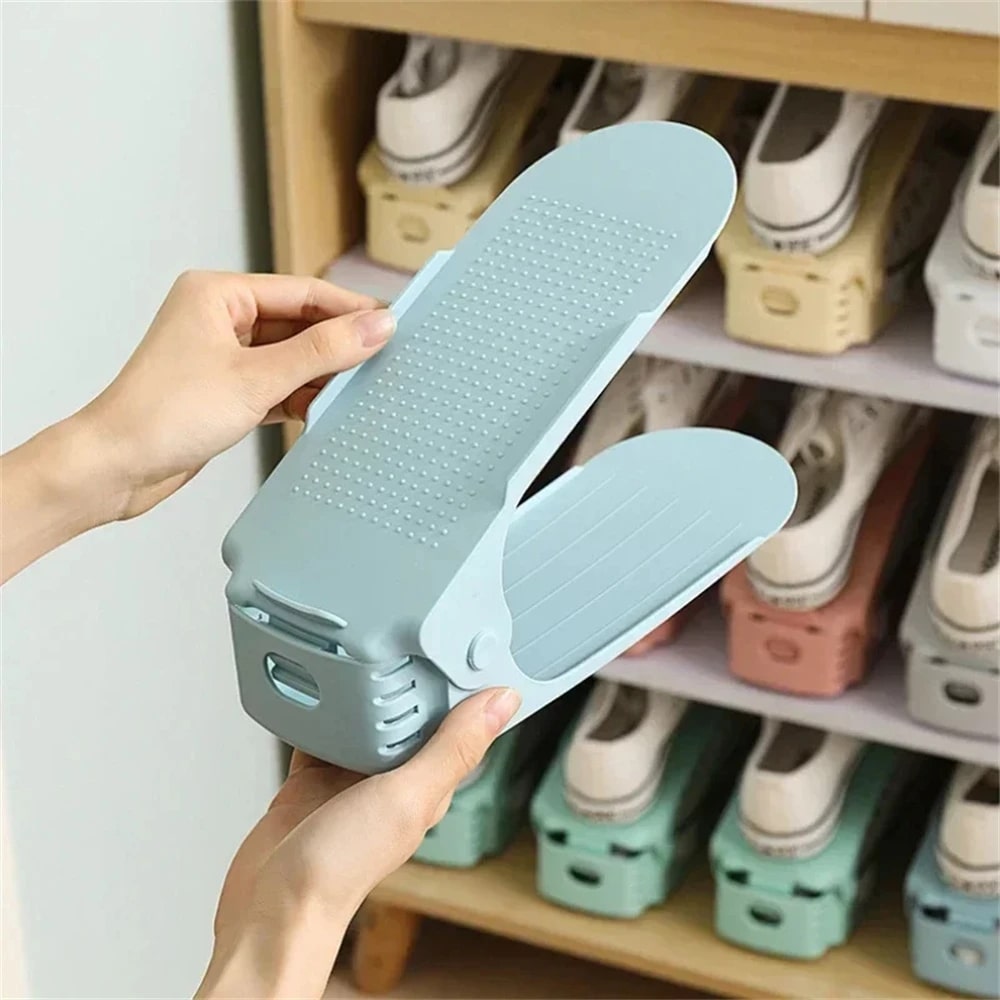 Range-chaussures-réglable-rangement-innovant-vue-sur-l-support-supérieur-anti-glissant