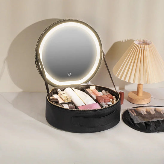 trousse de maquillage led nori noir ouverte remplie produits cosmétiques
