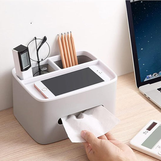 rangement bureau posé sur bureau en bois