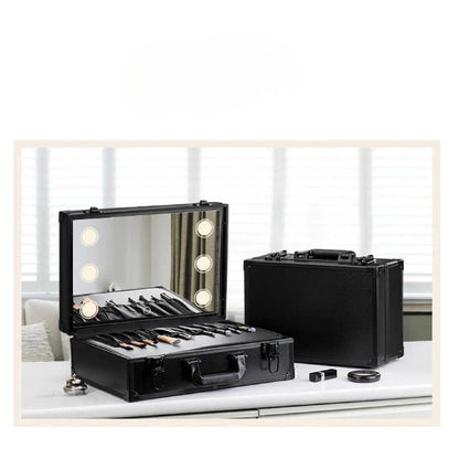 mallette maquillage led pro plusieurs posées sur bureau