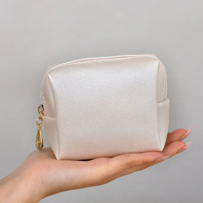 Trousse de maquillage - Élégance Cubique - beige - portée à la main -     rangement innovant