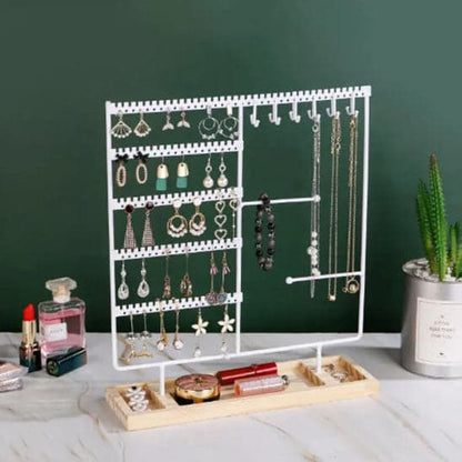 Bijoux-rangement-élégant-rangement-innovant-blanc-posé-sur-une-table-en-marbre