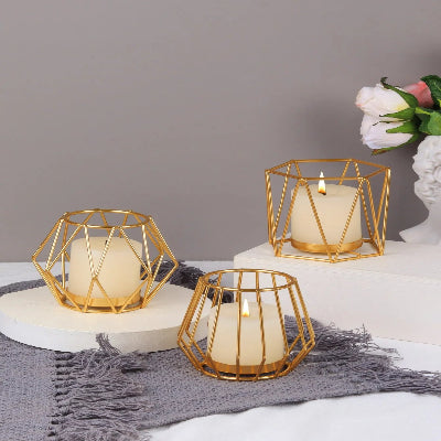 Bougeoir doré  Élégance géométrique trois styles décoration