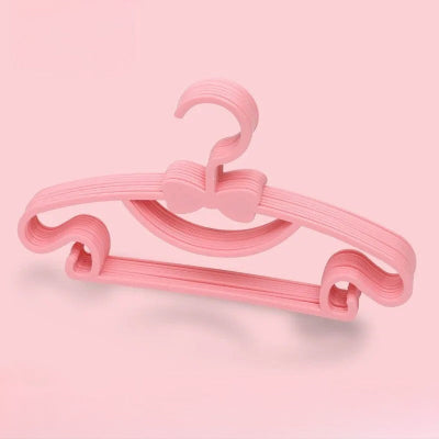 Cintre enfant rose