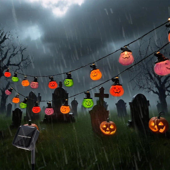 Guirlande solaire Halloween Citrouilles allumée suspendue décoration nocturne sous la pluie
