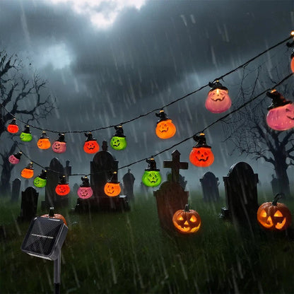 Guirlande solaire Halloween Citrouilles allumée suspendue décoration nocturne sous la pluie