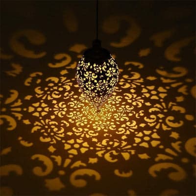 Lampe solaire décoration allumée projection motifs sur sol