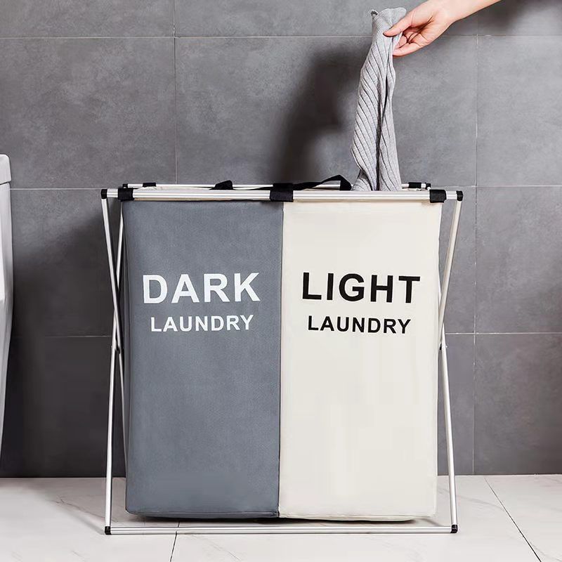 Panier-à-linge-pliable-rangement-innovant-dans-une-buanderie-propre