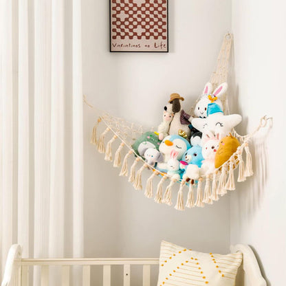 Rangement-Chambre-Enfant-Range-Peluches-StorageHammock™-Rangement-Innovant-bien-accroché-dans-un-angle-de-la-chambre