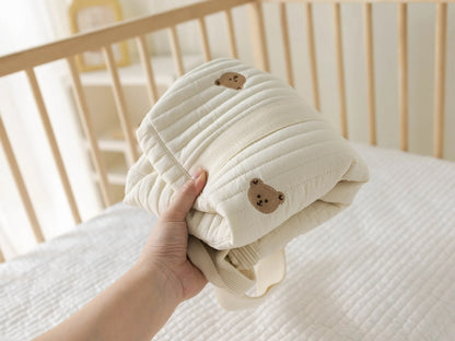 SAC-A-LANGER-BEBE-rangement-innovant-ourson-plié