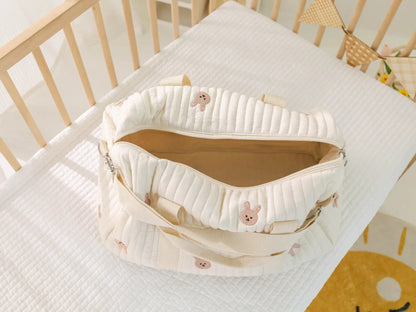 SAC-A-LANGER-BEBE-rangement-innovant-ourson-avec-compartiment-principal-central-ouvert