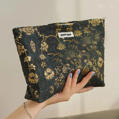 Trousse de toilette femme Florale modèle 30