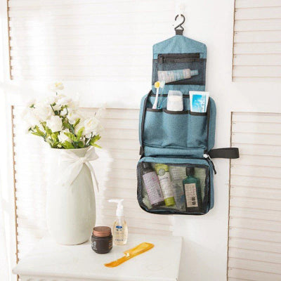 Trousse de toilette suspendue Pratique Pliable vert dans salle de bain