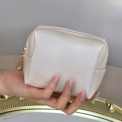 Trousse de maquillage - Élégance Cubique - beige - portée à la main -  rangement innovant