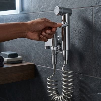 Douchette WC chromée  fermée