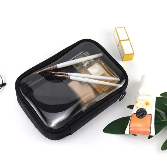 Trousse de maquillage - Élégance Voyage - fermée et remplie produits beautés - rangement innovant