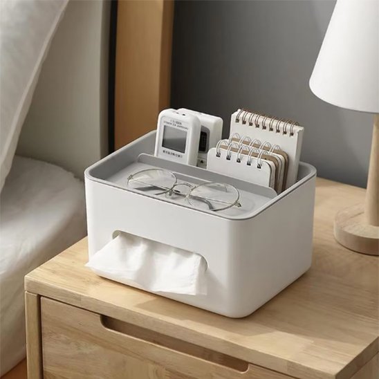 rangement bureau élégant gris posé sur table chevet