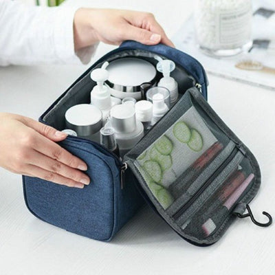 Trousse de toilette avec crochet bleu