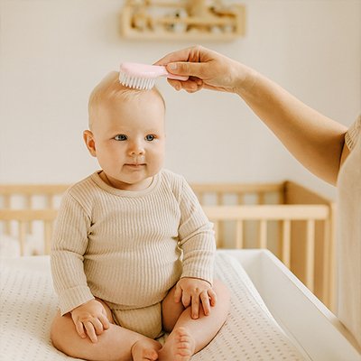 Trousse de toilette bebe avec brosse douce