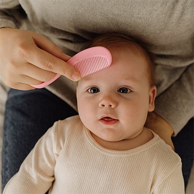 Trousse de toilette bebe avec peigne rose