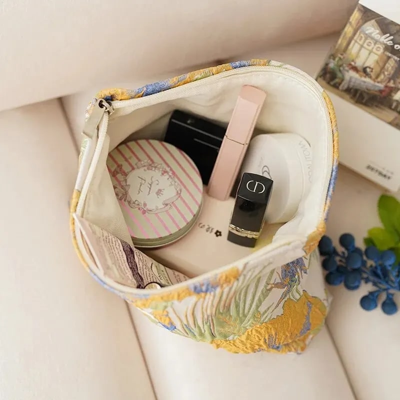 Trousse-de-toilette-femme-florale-six-rangement-innovant